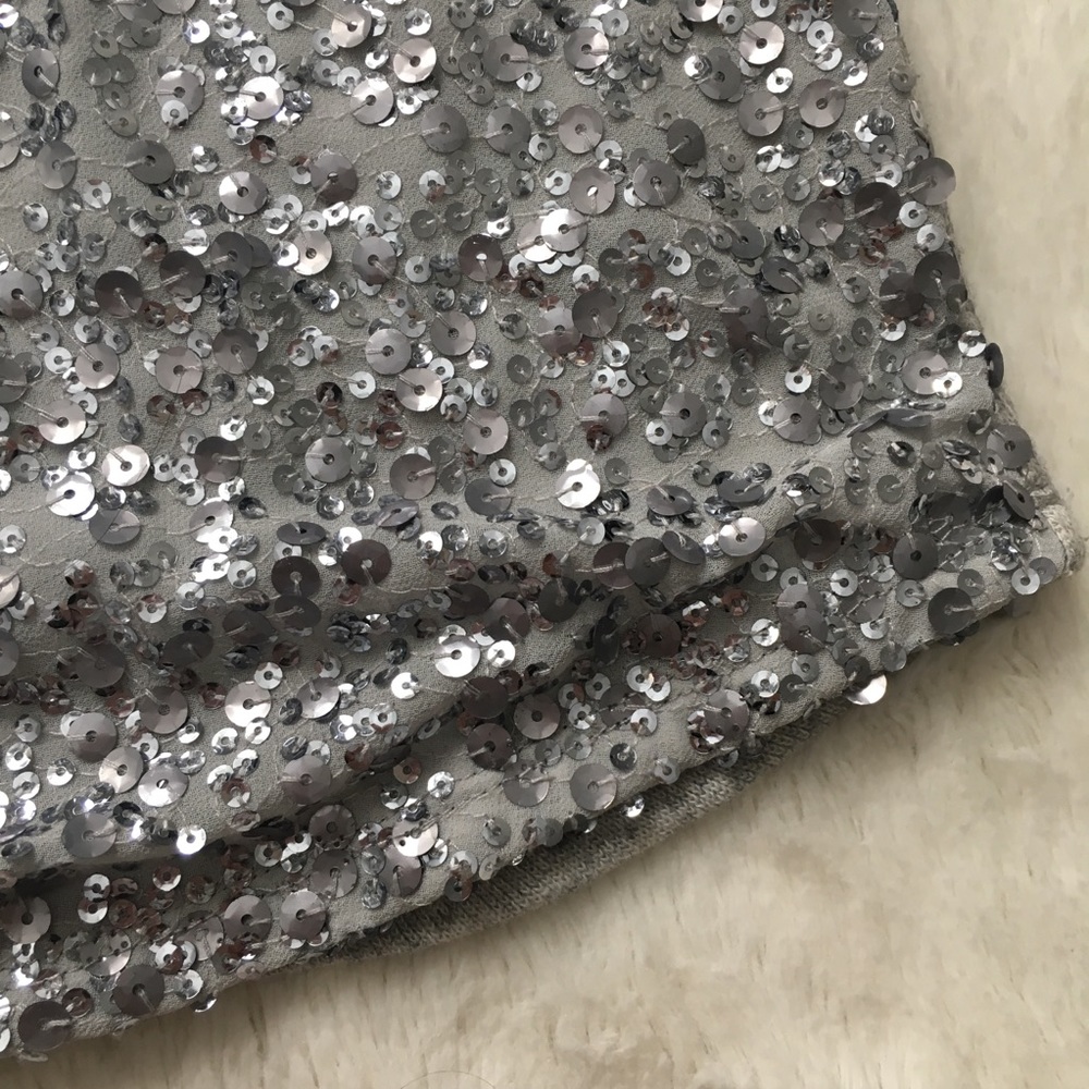 Express Sequin Top - Picture 5 of 6